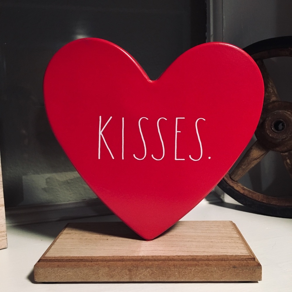 Rae Dunn tin and wood heart